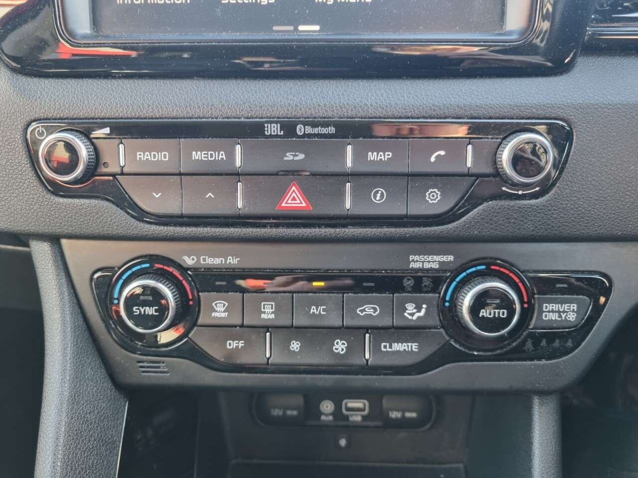 2017 KIA NIRO 2017 KIA NIRO