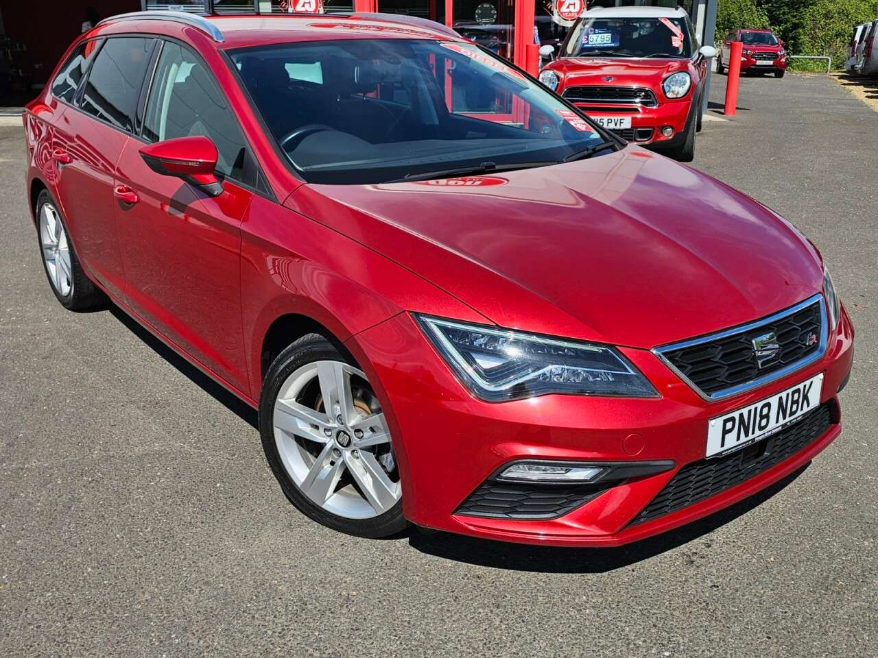 A 2018 SEAT LEON 2.0 TDI FR Technology ST 5dr Diesel Manual Euro 6 (s/s) (150 ps) A 2018 SEAT LEON 2.0 TDI FR Technology ST 5dr Diesel Manual Euro 6 (s/s) (150 ps)