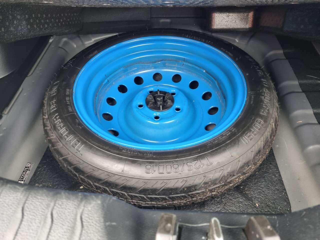 A 2019 SSANGYONG TIVOLI XLV 1.6D Ultimate SUV 5dr Diesel Manual Euro 6 (115 ps) A 2019 SSANGYONG TIVOLI XLV 1.6D Ultimate SUV 5dr Diesel Manual Euro 6 (115 ps)