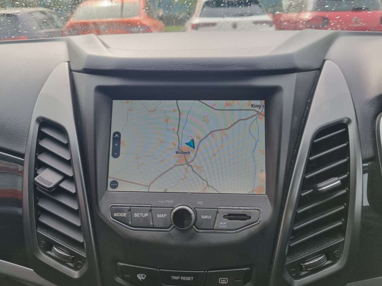 A 2017 SSANGYONG KORANDO 2.2D LE SUV 5dr Diesel Manual Euro 6 (178 ps) A 2017 SSANGYONG KORANDO 2.2D LE SUV 5dr Diesel Manual Euro 6 (178 ps)