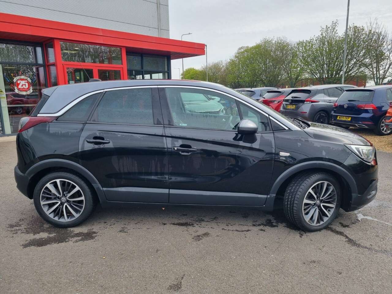 A 2018 VAUXHALL CROSSLAND X 1.2 Elite SUV 5dr Petrol Manual Euro 6 (81 ps) A 2018 VAUXHALL CROSSLAND X 1.2 Elite SUV 5dr Petrol Manual Euro 6 (81 ps)