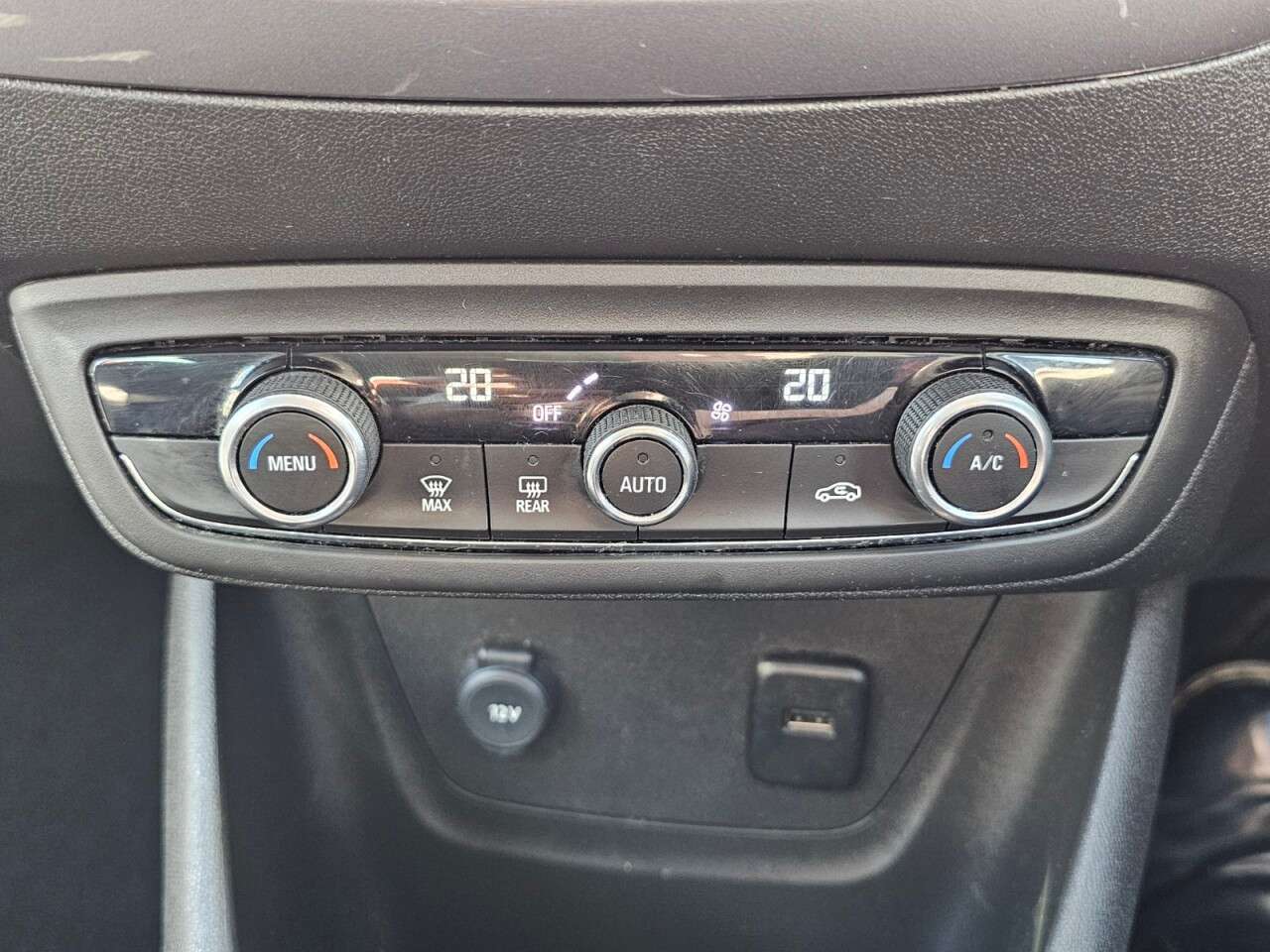 2018 VAUXHALL CROSSLAND X 2018 VAUXHALL CROSSLAND X