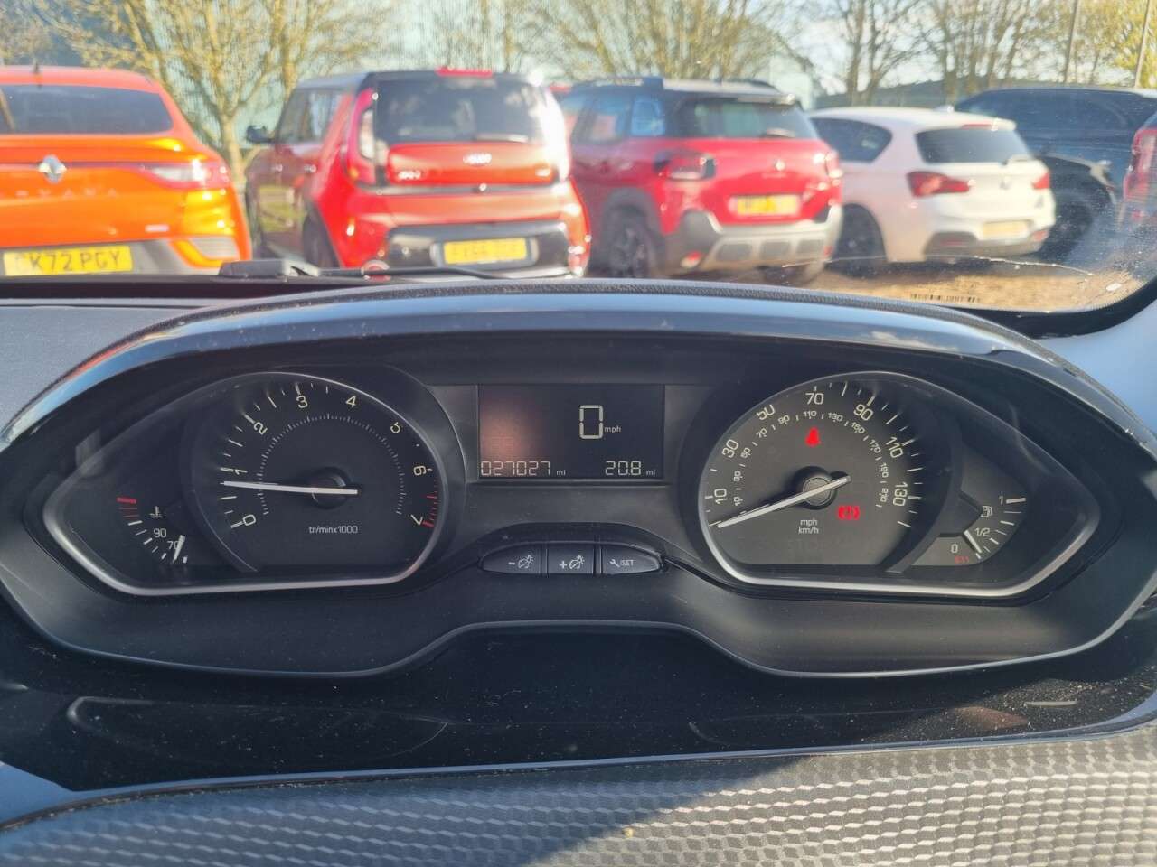 A 2018 PEUGEOT 208 1.2 PureTech Allure Hatchback 5dr Petrol Manual Euro 6 (s/s) (82 ps) A 2018 PEUGEOT 208 1.2 PureTech Allure Hatchback 5dr Petrol Manual Euro 6 (s/s) (82 ps)