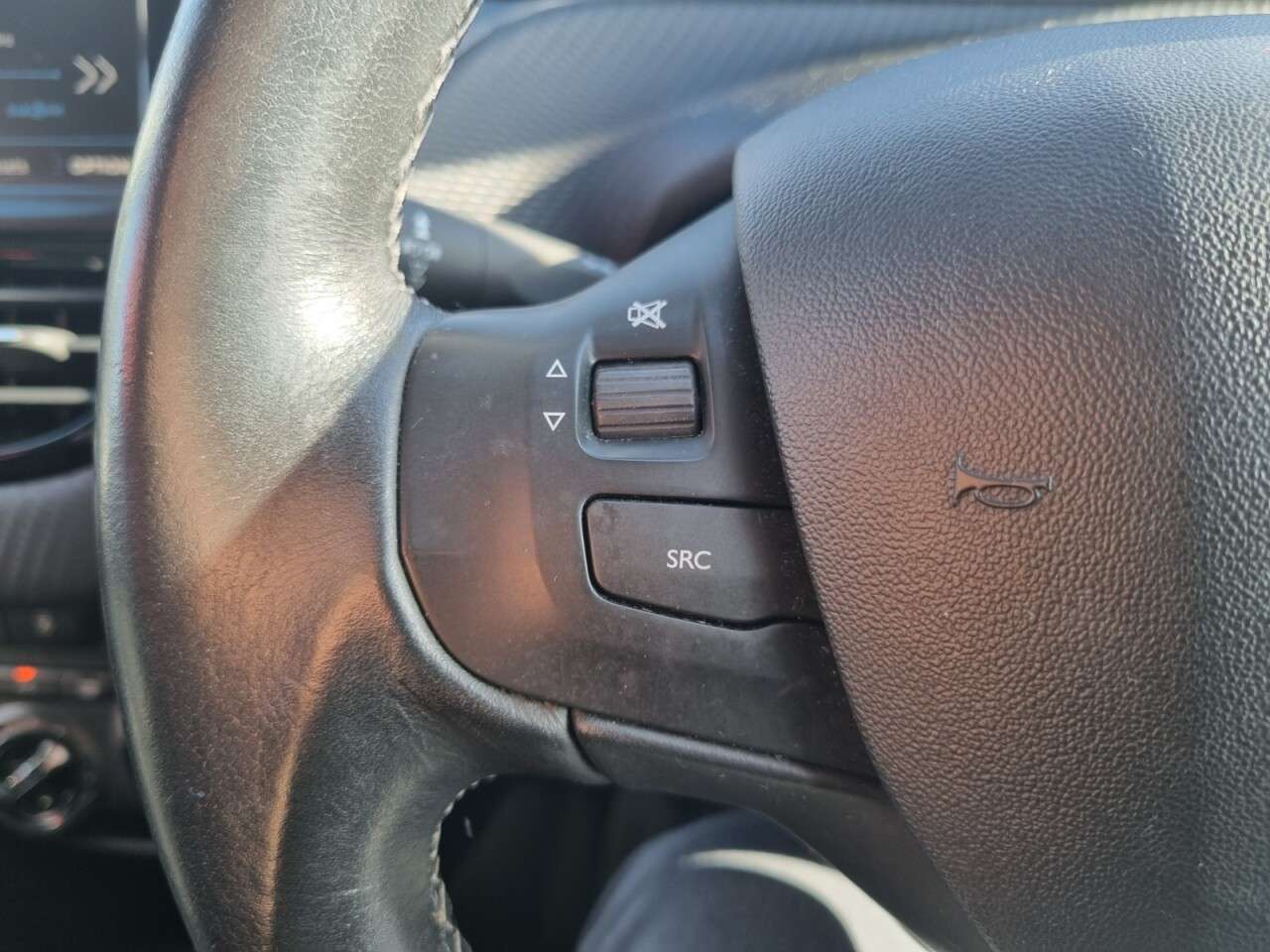 2018 PEUGEOT 208 2018 PEUGEOT 208