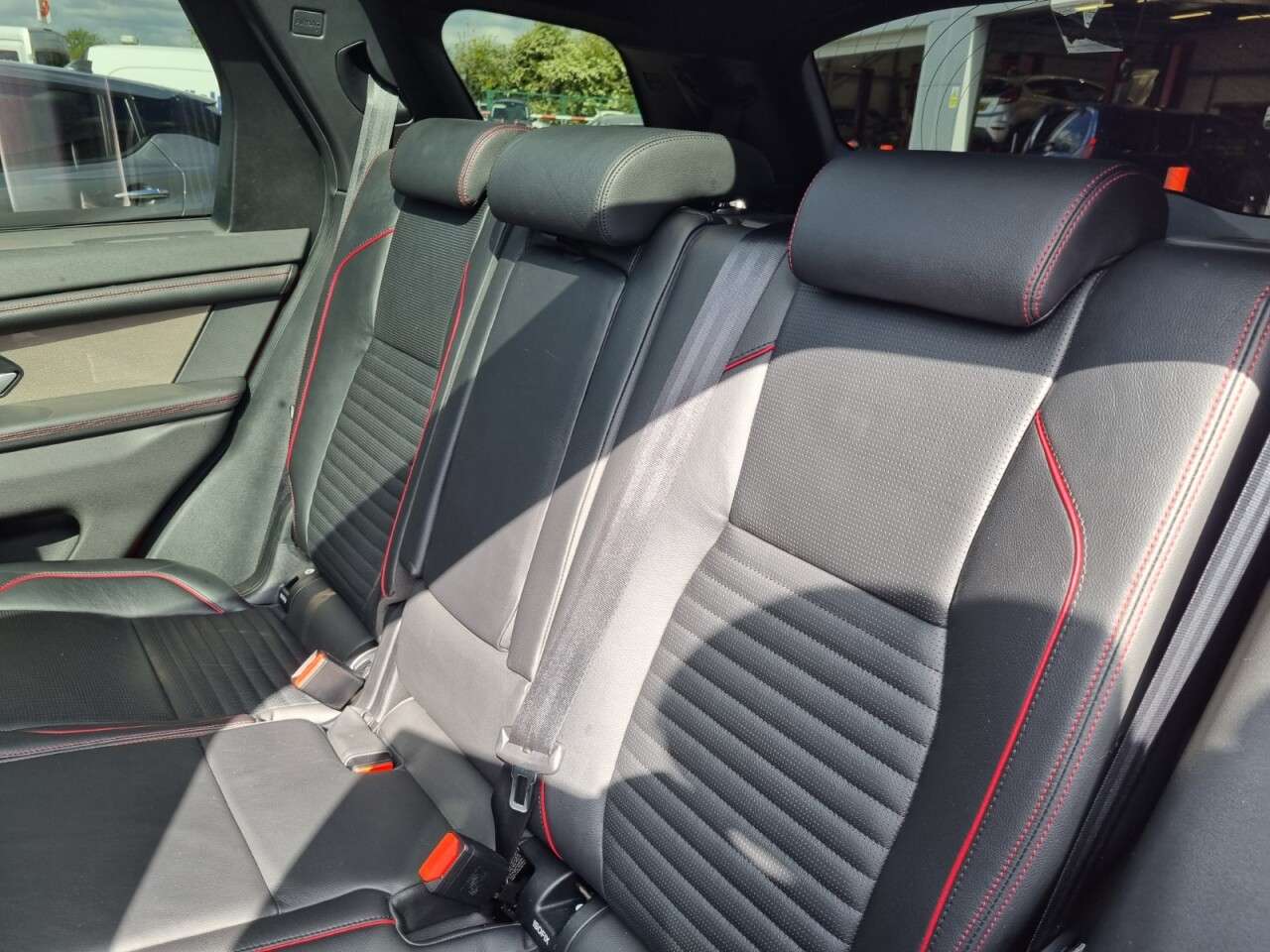 2019 LAND ROVER DISCOVERY SPORT 2019 LAND ROVER DISCOVERY SPORT