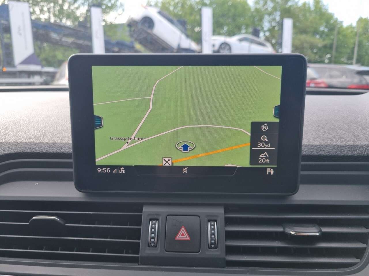 A 2020 AUDI Q5 2.0 TDI 40 Sport SUV 5dr Diesel S Tronic quattro Euro 6 (s/s) (190 ps) A 2020 AUDI Q5 2.0 TDI 40 Sport SUV 5dr Diesel S Tronic quattro Euro 6 (s/s) (190 ps)