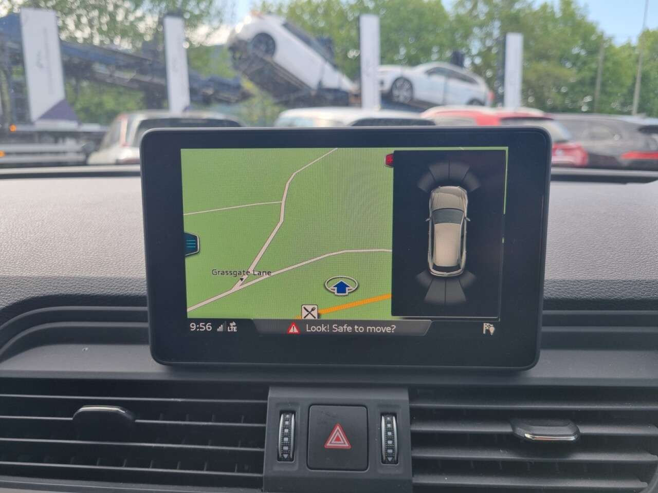 A 2020 AUDI Q5 2.0 TDI 40 Sport SUV 5dr Diesel S Tronic quattro Euro 6 (s/s) (190 ps) A 2020 AUDI Q5 2.0 TDI 40 Sport SUV 5dr Diesel S Tronic quattro Euro 6 (s/s) (190 ps)