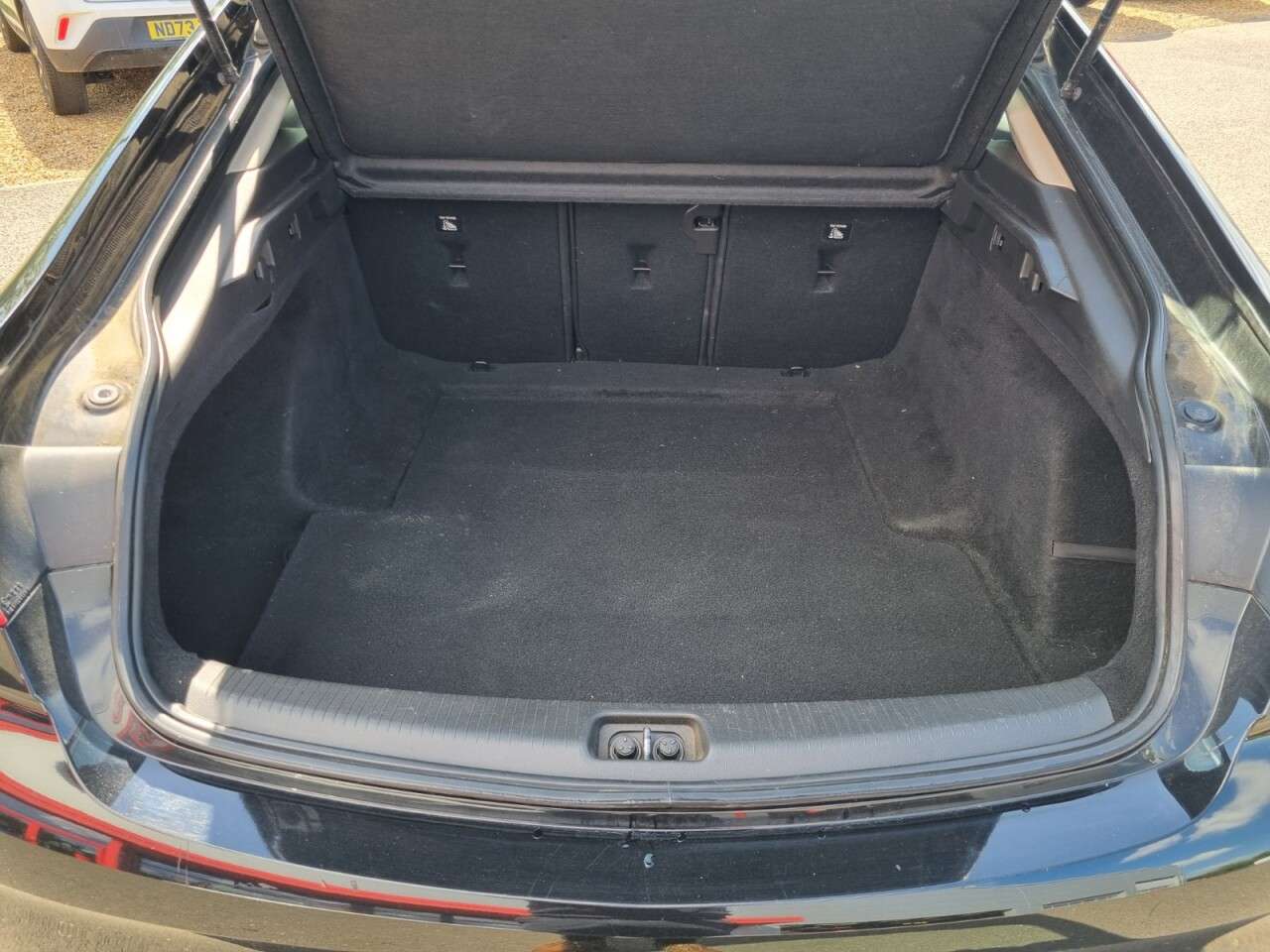 A 2019 VAUXHALL INSIGNIA 1.6 Turbo D ecoTEC SRi Nav Grand Sport 5dr Diesel Manual Euro 6 (s/s) (110 A 2019 VAUXHALL INSIGNIA 1.6 Turbo D ecoTEC SRi Nav Grand Sport 5dr Diesel Manual Euro 6 (s/s) (110