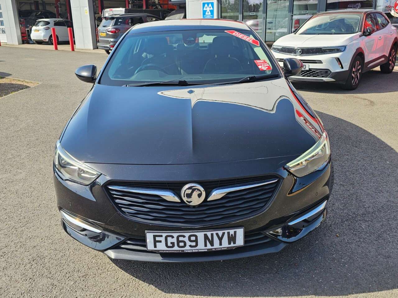 A 2019 VAUXHALL INSIGNIA 1.6 Turbo D ecoTEC SRi Nav Grand Sport 5dr Diesel Manual Euro 6 (s/s) (110 A 2019 VAUXHALL INSIGNIA 1.6 Turbo D ecoTEC SRi Nav Grand Sport 5dr Diesel Manual Euro 6 (s/s) (110