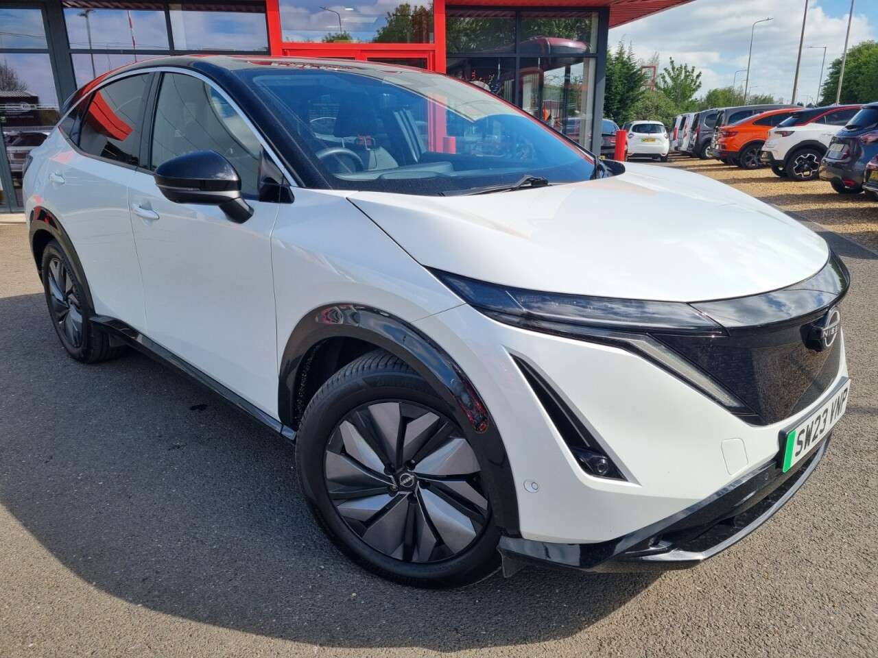 A 2023 NISSAN ARIYA 63kWh Evolve SUV 5dr Electric Auto 7.4kW Charger (217 ps) A 2023 NISSAN ARIYA 63kWh Evolve SUV 5dr Electric Auto 7.4kW Charger (217 ps)