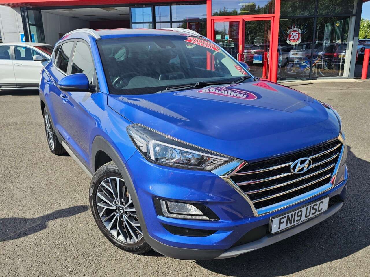 A 2019 HYUNDAI TUCSON 1.6 T-GDi Premium SUV 5dr Petrol DCT Euro 6 (s/s) (177 ps) A 2019 HYUNDAI TUCSON 1.6 T-GDi Premium SUV 5dr Petrol DCT Euro 6 (s/s) (177 ps)