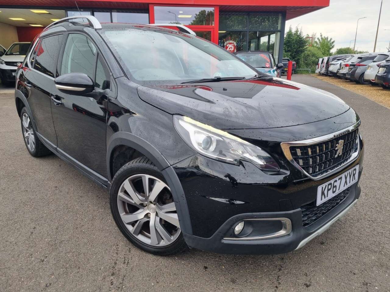 A 2017 PEUGEOT 2008 1.6 BlueHDi Allure SUV 5dr Diesel Manual Euro 6 (s/s) (100 ps) A 2017 PEUGEOT 2008 1.6 BlueHDi Allure SUV 5dr Diesel Manual Euro 6 (s/s) (100 ps)