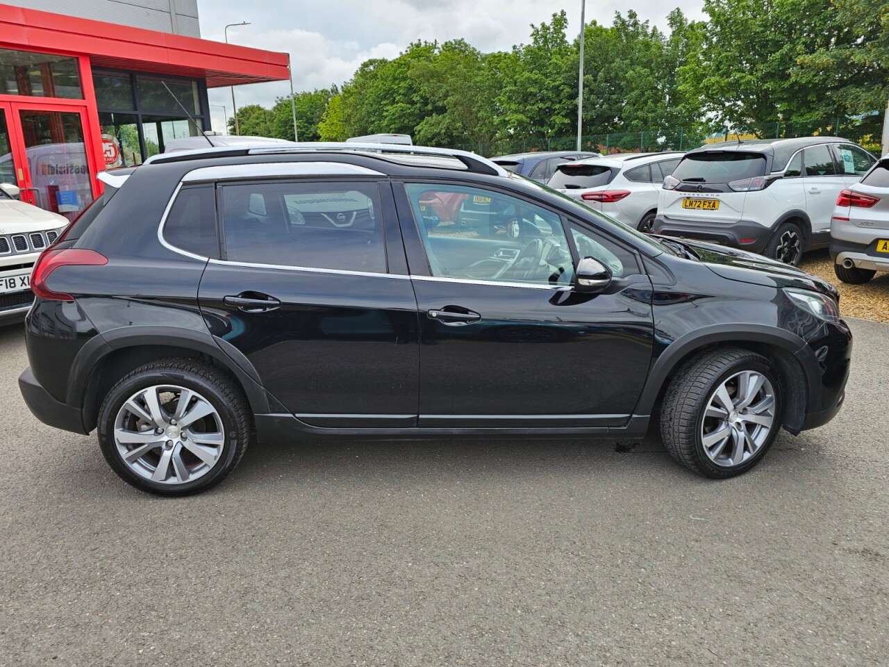 2017 PEUGEOT 2008 2017 PEUGEOT 2008