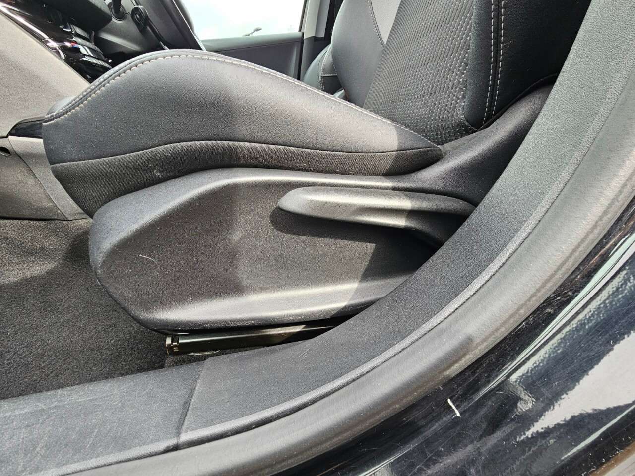 2017 PEUGEOT 2008 2017 PEUGEOT 2008