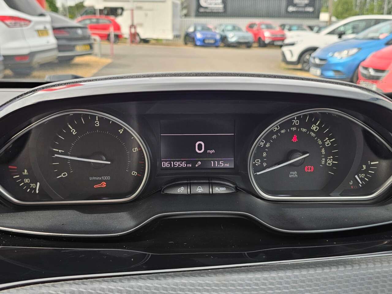2017 PEUGEOT 2008 2017 PEUGEOT 2008