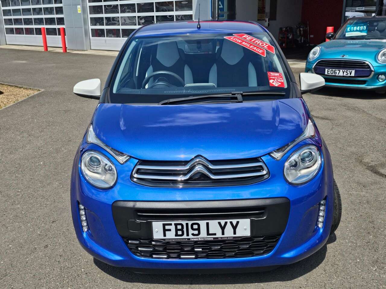 A 2019 CITROEN C1 1.0 VTi Urban Ride Hatchback 5dr Petrol Manual Euro 6 (s/s) (72 ps) A 2019 CITROEN C1 1.0 VTi Urban Ride Hatchback 5dr Petrol Manual Euro 6 (s/s) (72 ps)