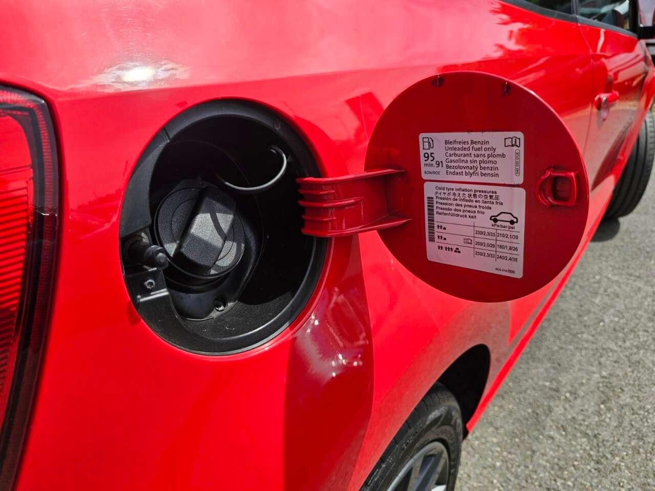 2015 VOLKSWAGEN POLO 2015 VOLKSWAGEN POLO