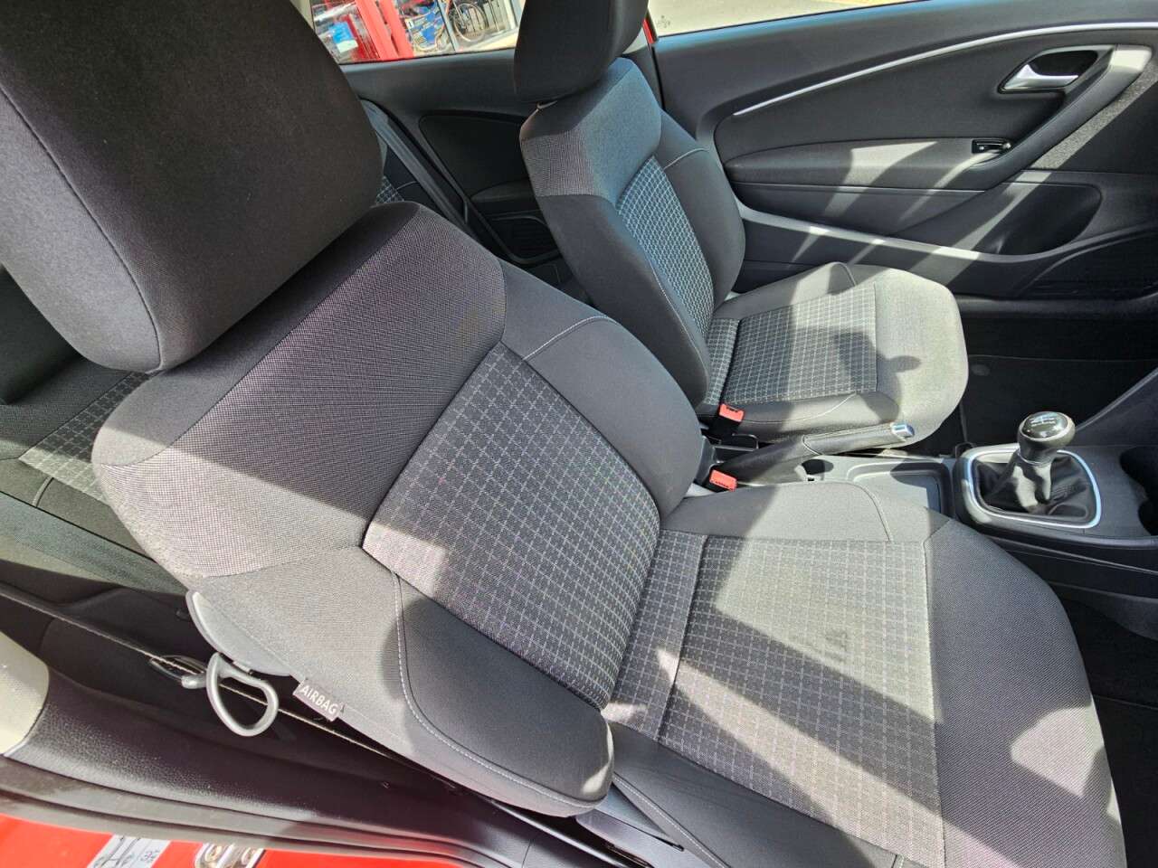 2015 VOLKSWAGEN POLO 2015 VOLKSWAGEN POLO