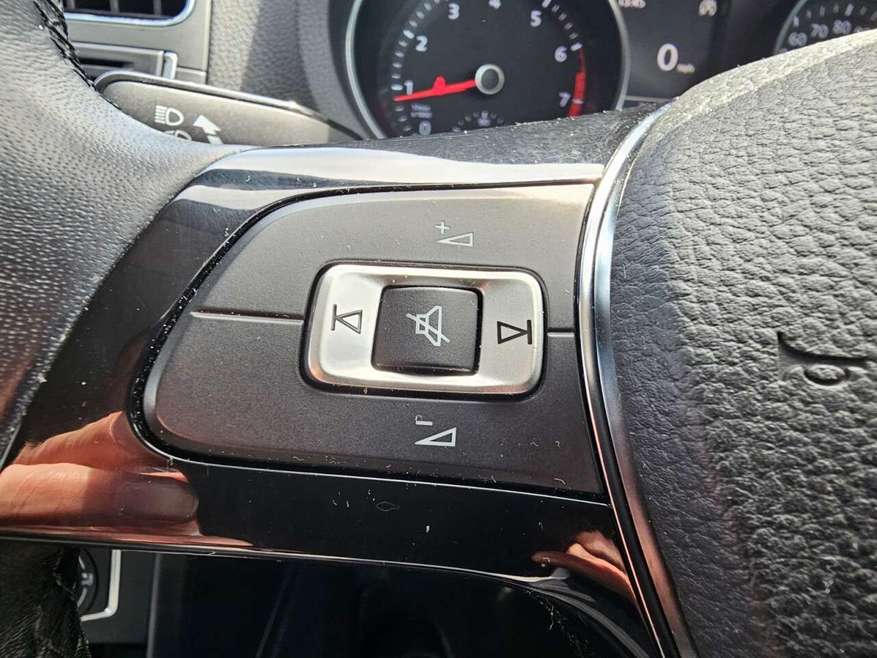 2015 VOLKSWAGEN POLO 2015 VOLKSWAGEN POLO