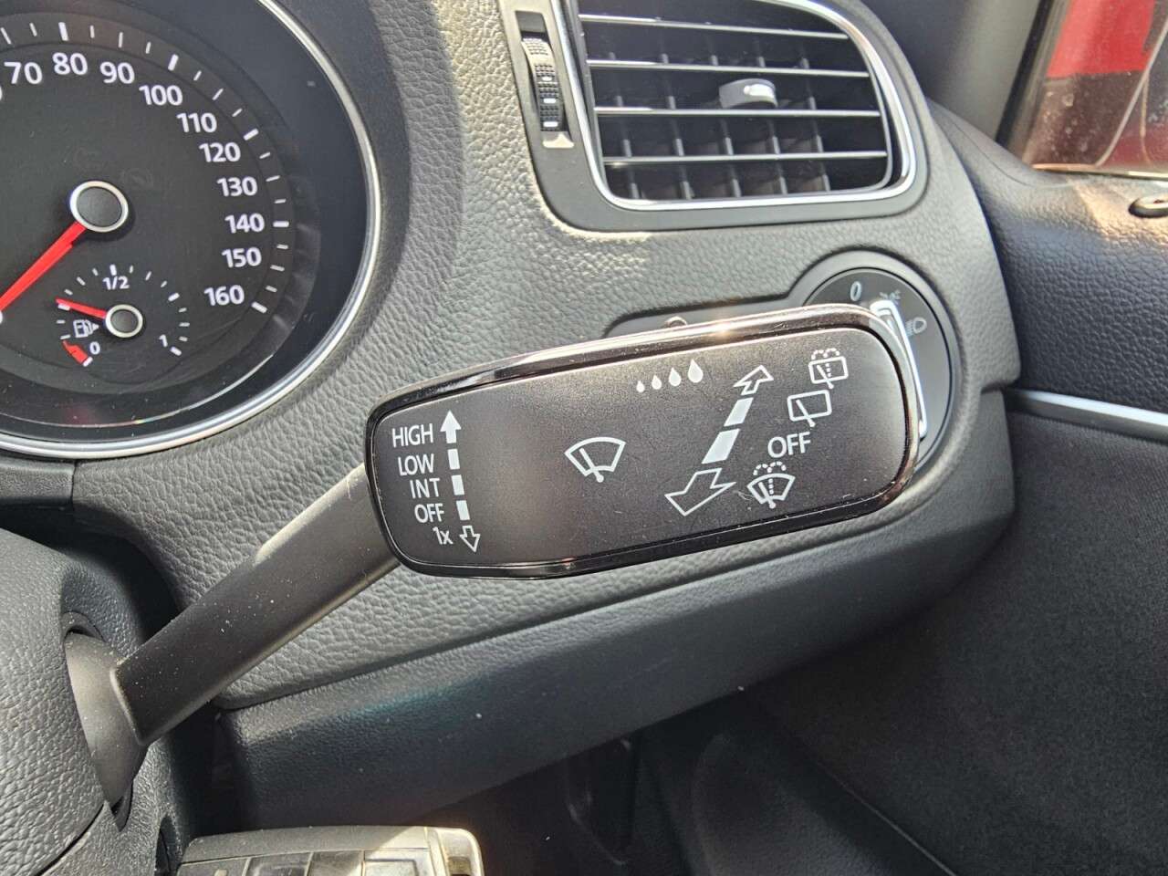 2015 VOLKSWAGEN POLO 2015 VOLKSWAGEN POLO