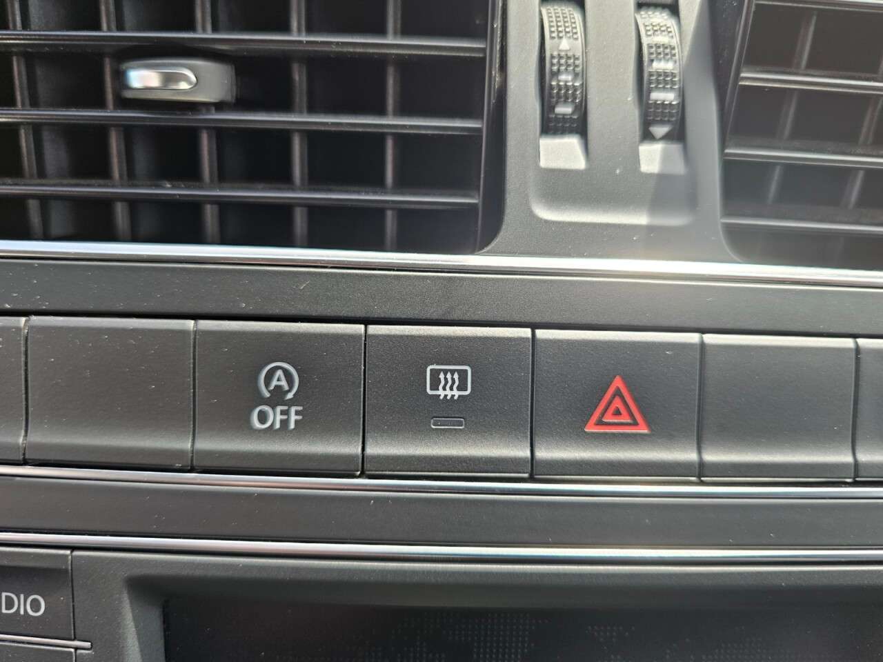 2015 VOLKSWAGEN POLO 2015 VOLKSWAGEN POLO