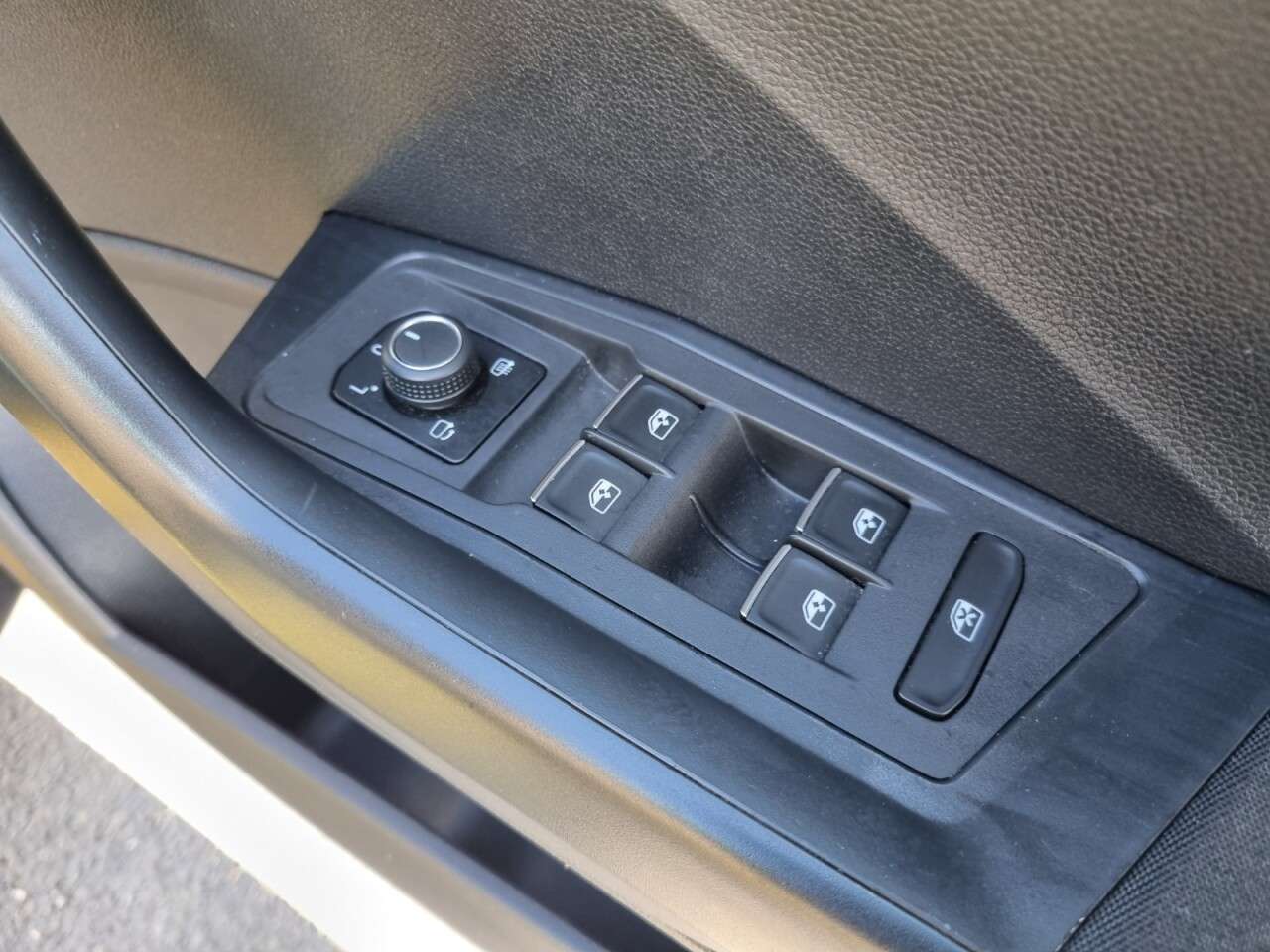 2018 VOLKSWAGEN T-ROC 2018 VOLKSWAGEN T-ROC