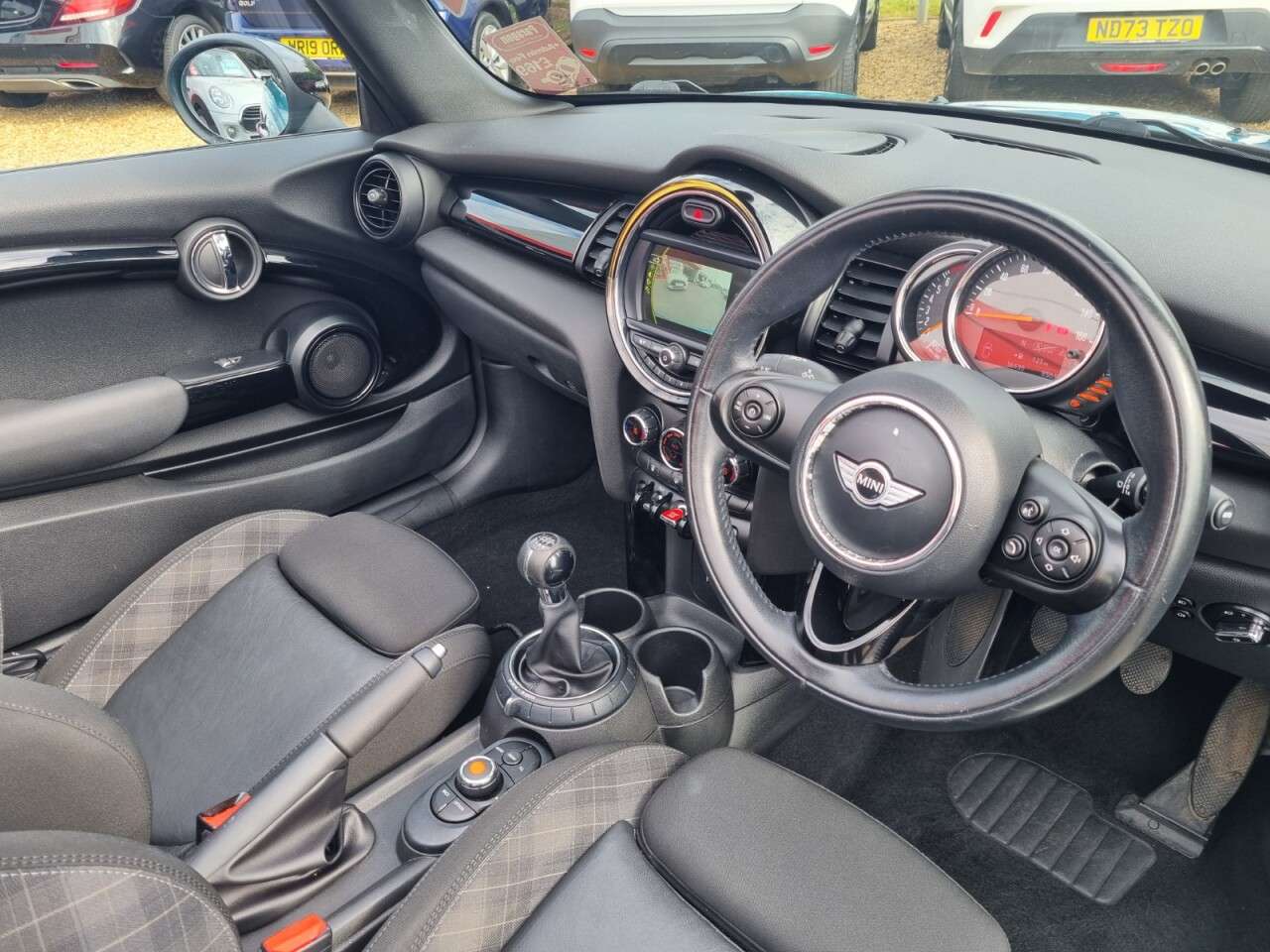 2017 MINI CONVERTIBLE 2017 MINI CONVERTIBLE