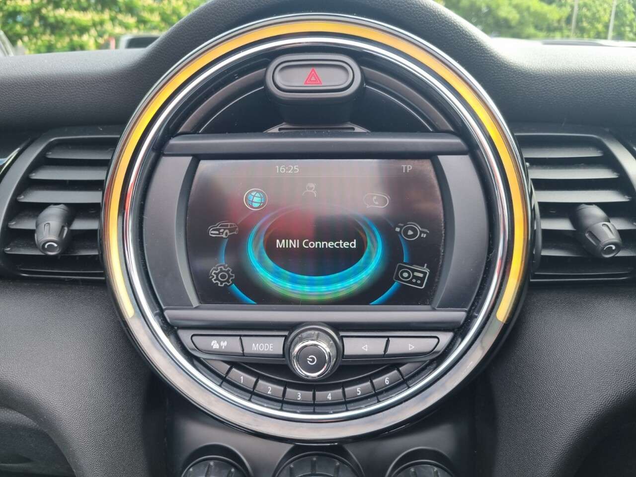 2017 MINI CONVERTIBLE 2017 MINI CONVERTIBLE