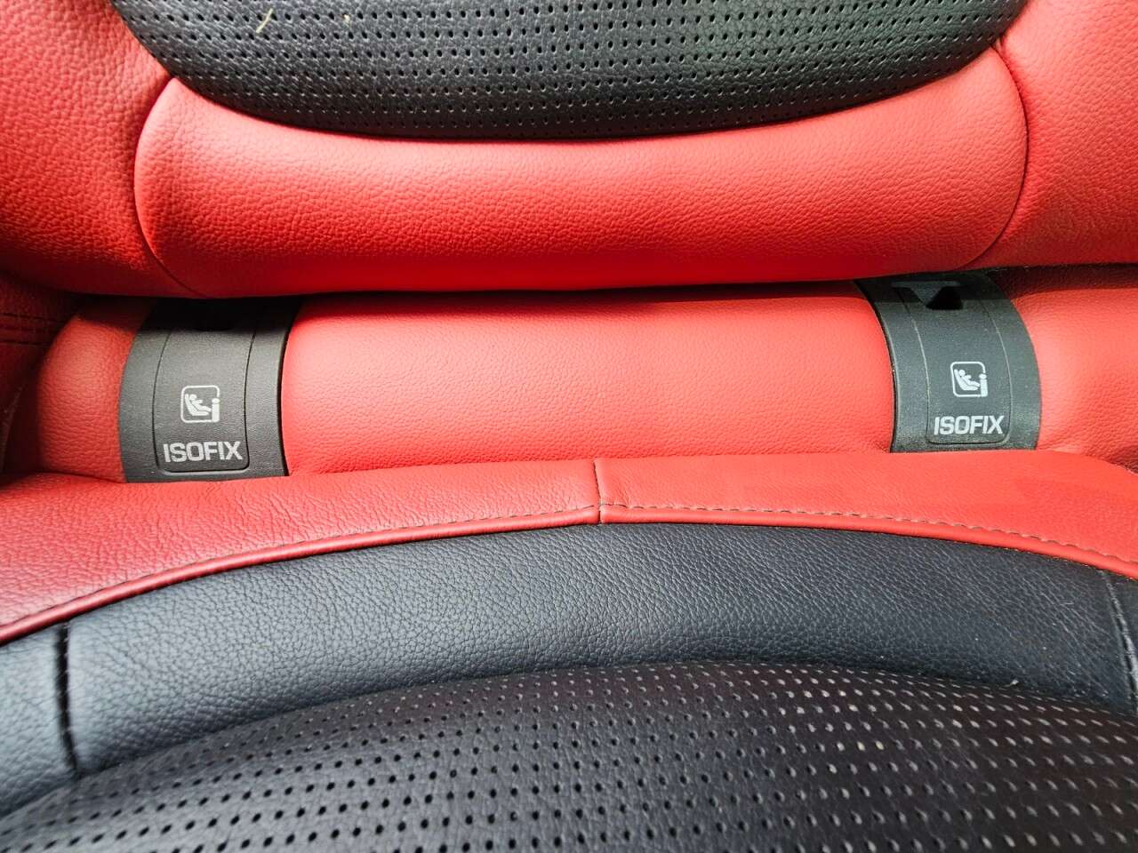 2017 JAGUAR F-PACE 2017 JAGUAR F-PACE
