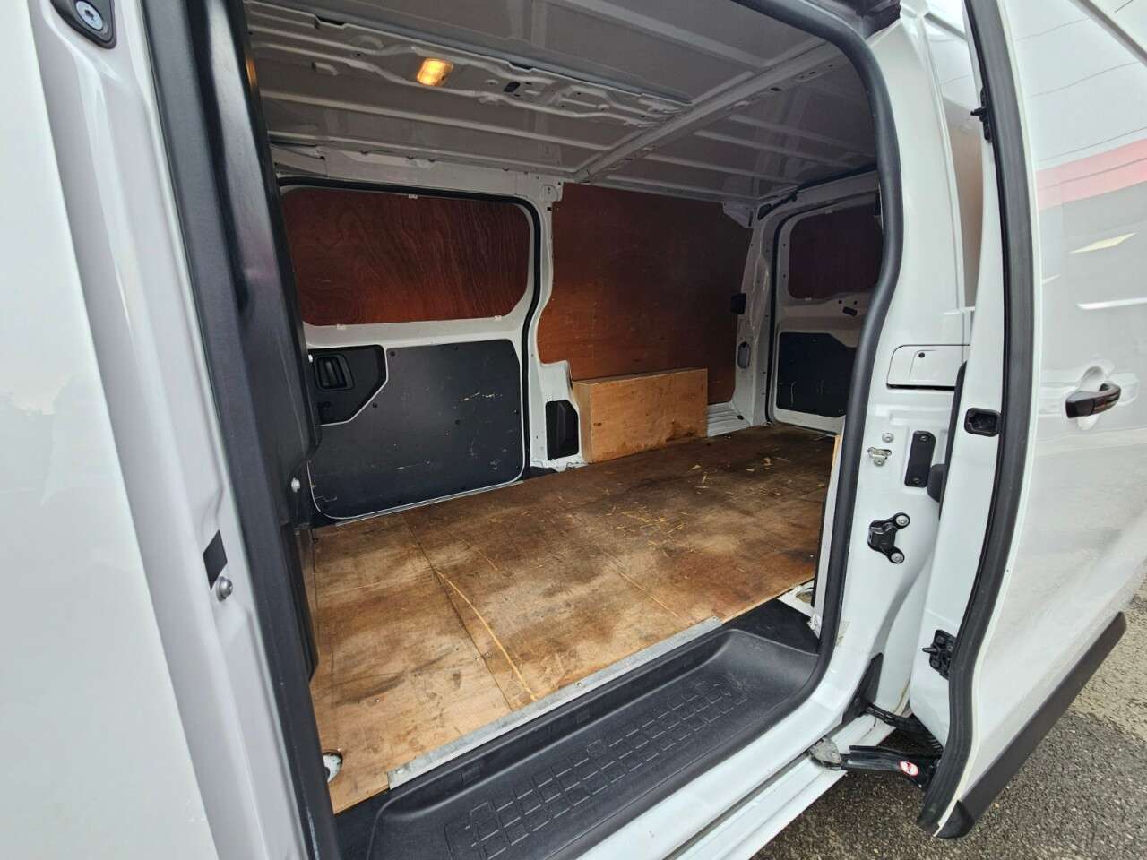2023 VAUXHALL VIVARO 2023 VAUXHALL VIVARO