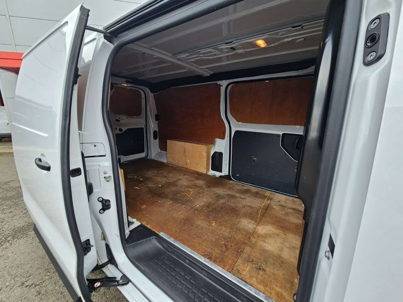 2023 VAUXHALL VIVARO 2023 VAUXHALL VIVARO