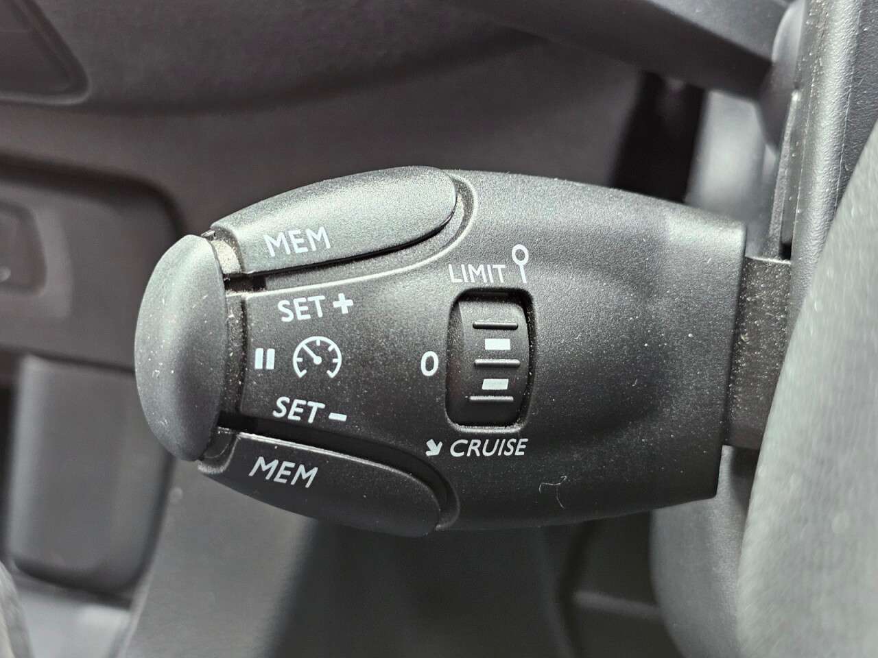 2023 VAUXHALL VIVARO 2023 VAUXHALL VIVARO