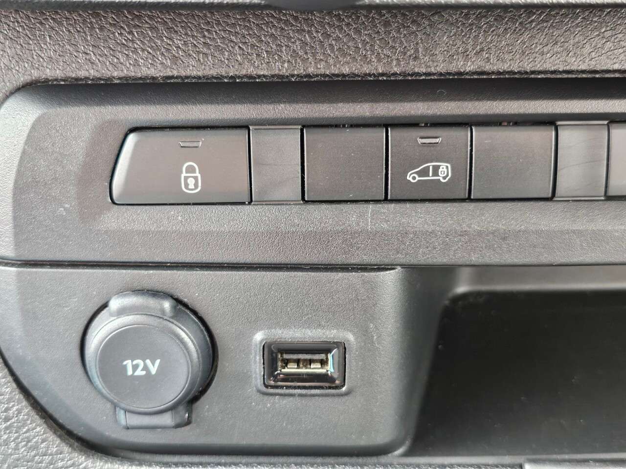 2023 VAUXHALL VIVARO 2023 VAUXHALL VIVARO