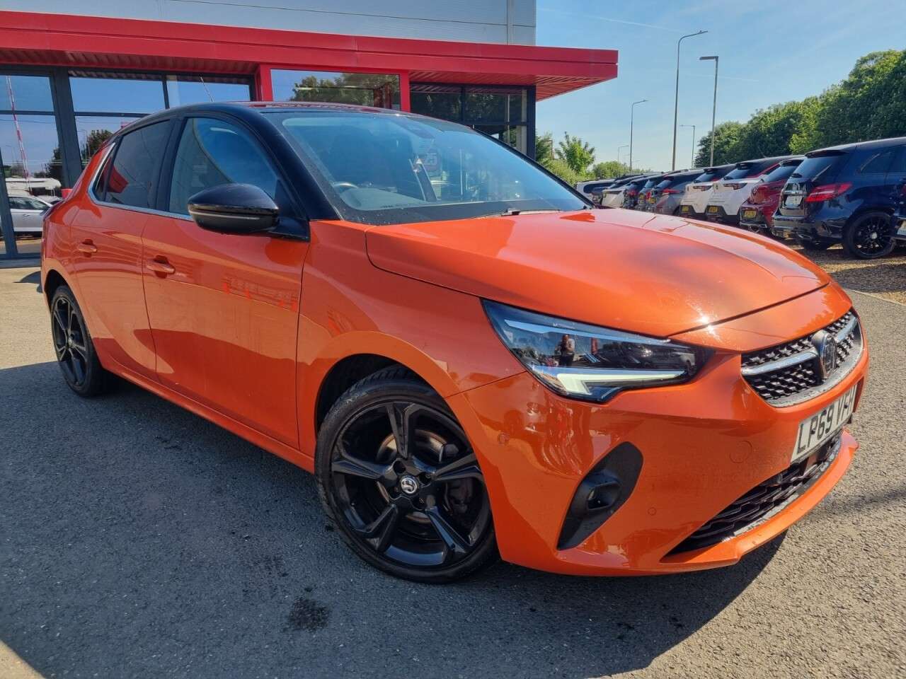 A 2020 VAUXHALL CORSA 1.2 Turbo Elite Nav Premium Hatchback 5dr Petrol Auto Euro 6 (s/s) (100 ps) A 2020 VAUXHALL CORSA 1.2 Turbo Elite Nav Premium Hatchback 5dr Petrol Auto Euro 6 (s/s) (100 ps)