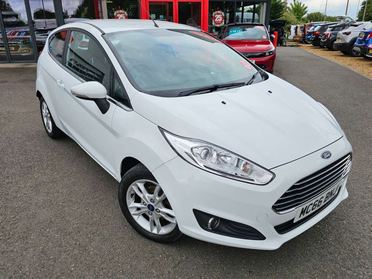 A 2017 FORD FIESTA 1.0T EcoBoost Zetec Hatchback 3dr Petrol Manual Euro 6 (s/s) (100 ps) A 2017 FORD FIESTA 1.0T EcoBoost Zetec Hatchback 3dr Petrol Manual Euro 6 (s/s) (100 ps)