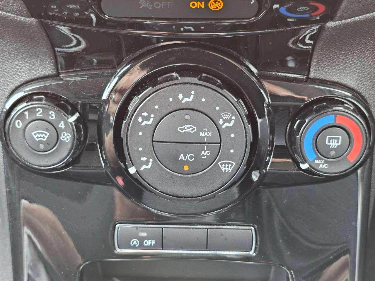 2017 FORD FIESTA 2017 FORD FIESTA