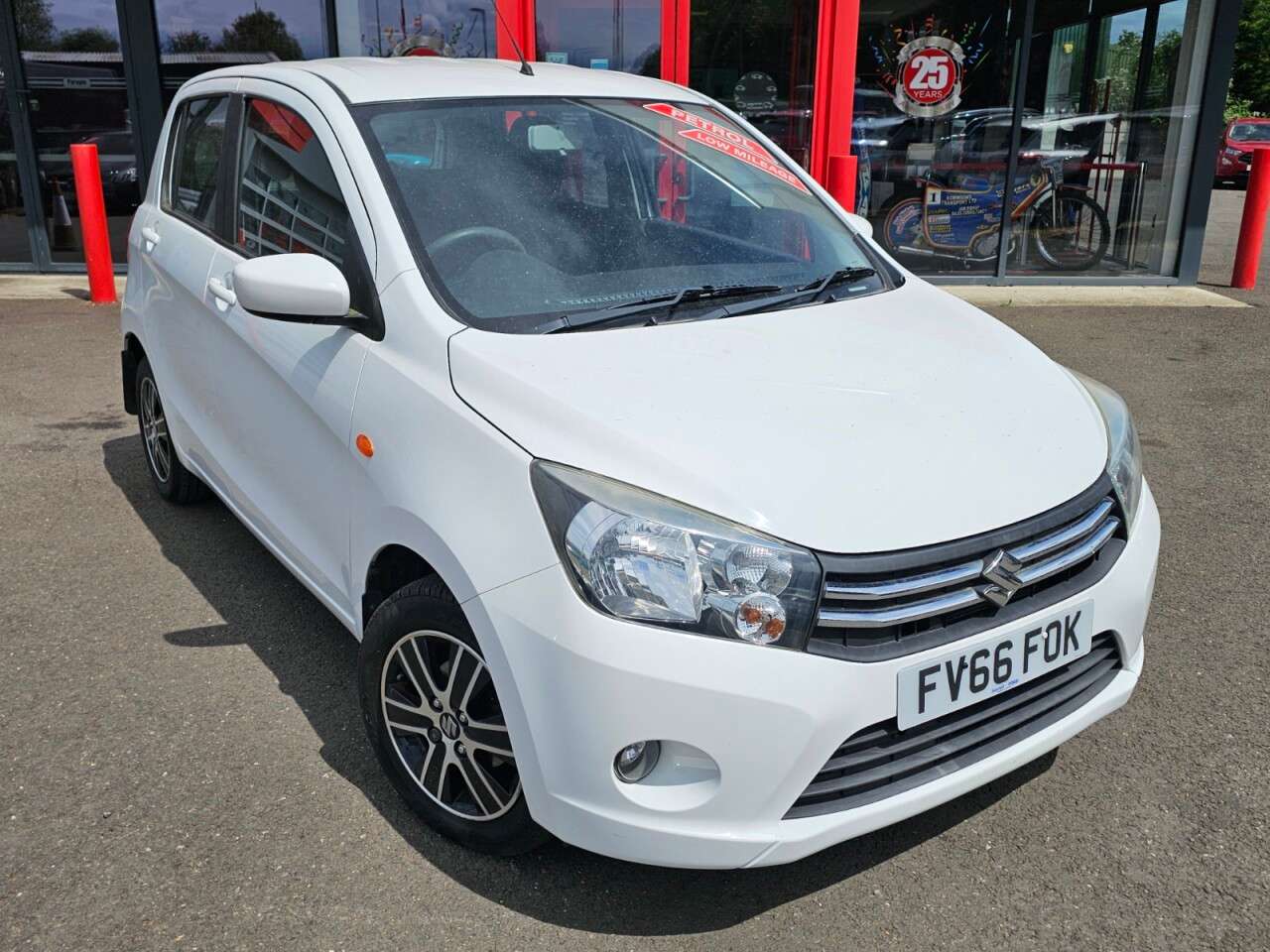 A 2016 SUZUKI CELERIO 1.0 SZ4 Hatchback 5dr Petrol AGS Auto Euro 6 (68 ps) A 2016 SUZUKI CELERIO 1.0 SZ4 Hatchback 5dr Petrol AGS Auto Euro 6 (68 ps)