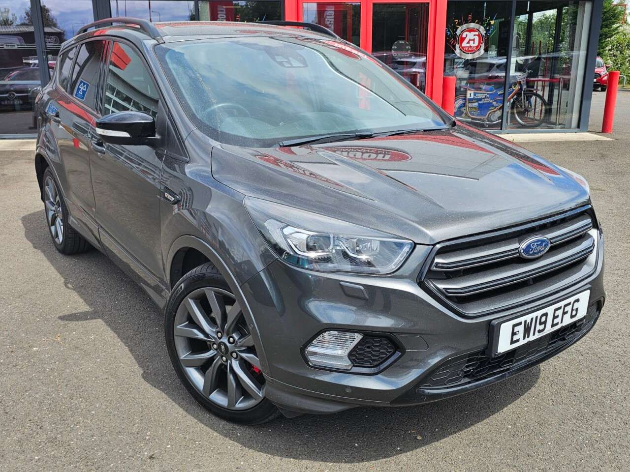 A 2019 FORD KUGA 2.0 TDCi EcoBlue ST-Line Edition SUV 5dr Diesel Manual Euro 6 (s/s) (150 ps A 2019 FORD KUGA 2.0 TDCi EcoBlue ST-Line Edition SUV 5dr Diesel Manual Euro 6 (s/s) (150 ps