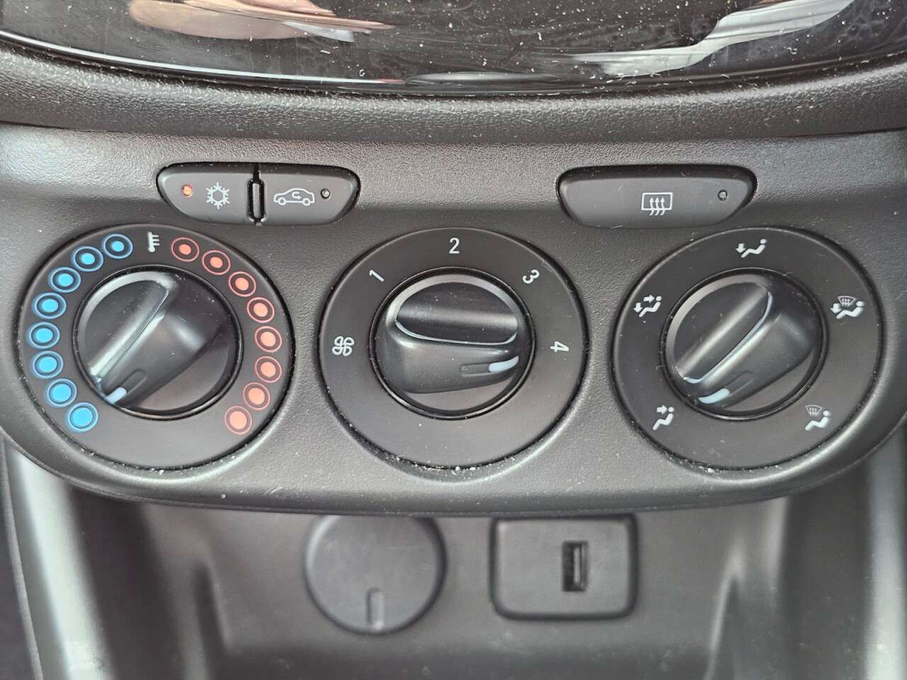 2018 VAUXHALL CORSA 2018 VAUXHALL CORSA