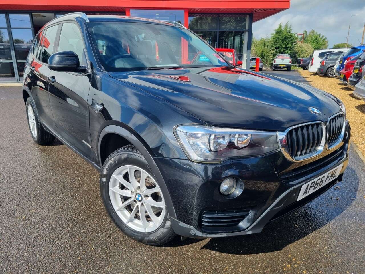 A 2016 BMW X3 2.0 20d SE SUV 5dr Diesel Auto xDrive Euro 6 (s/s) (190 ps) A 2016 BMW X3 2.0 20d SE SUV 5dr Diesel Auto xDrive Euro 6 (s/s) (190 ps)