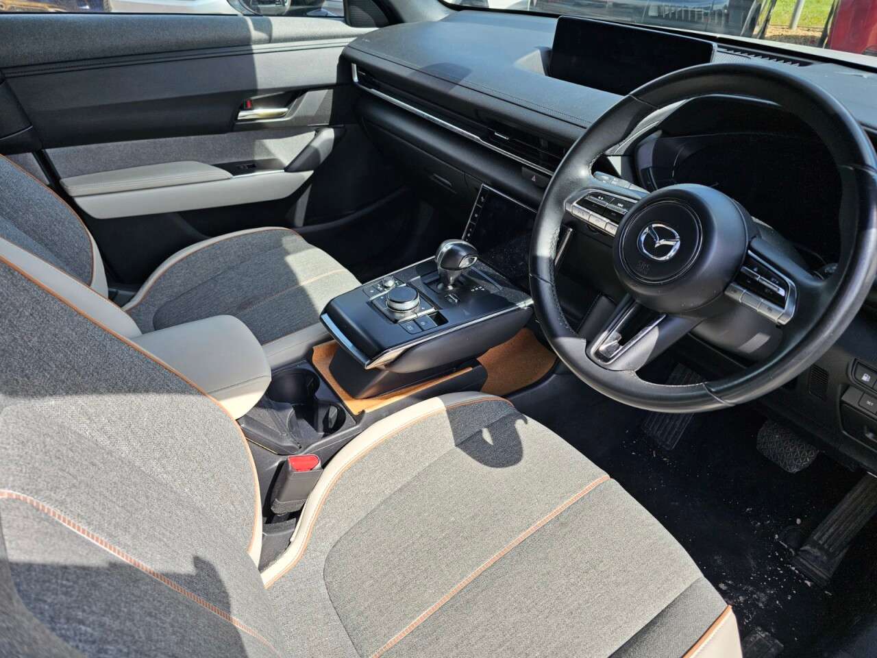 2023 MAZDA MX-30 2023 MAZDA MX-30