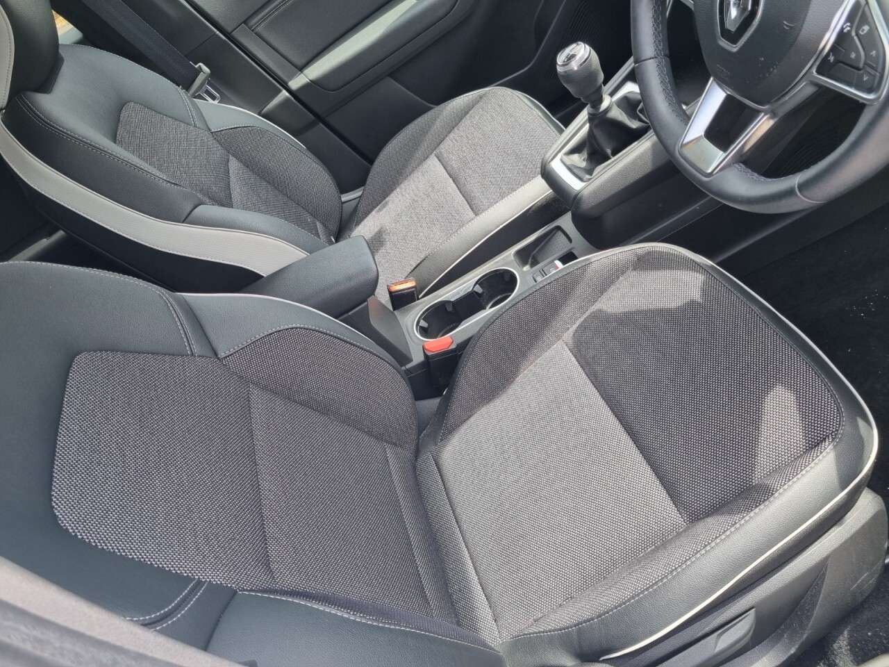 2023 RENAULT CAPTUR 2023 RENAULT CAPTUR