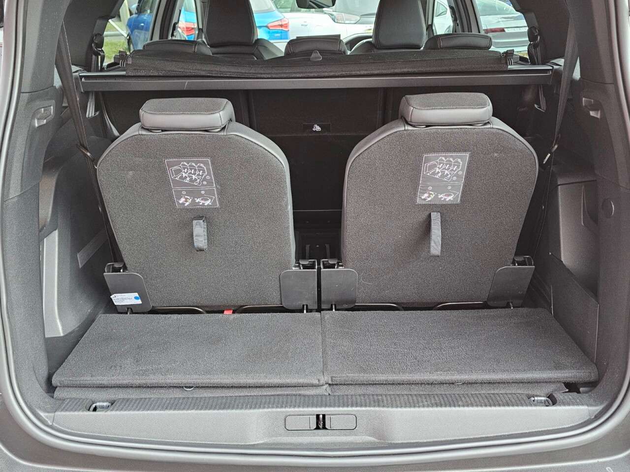 2022 PEUGEOT 5008 2022 PEUGEOT 5008
