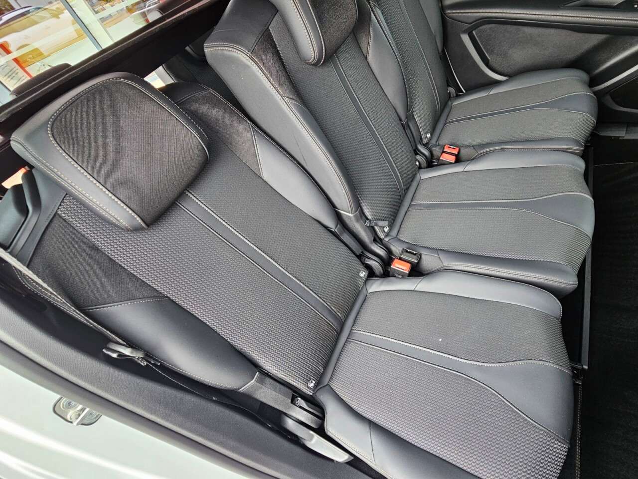 2022 PEUGEOT 5008 2022 PEUGEOT 5008