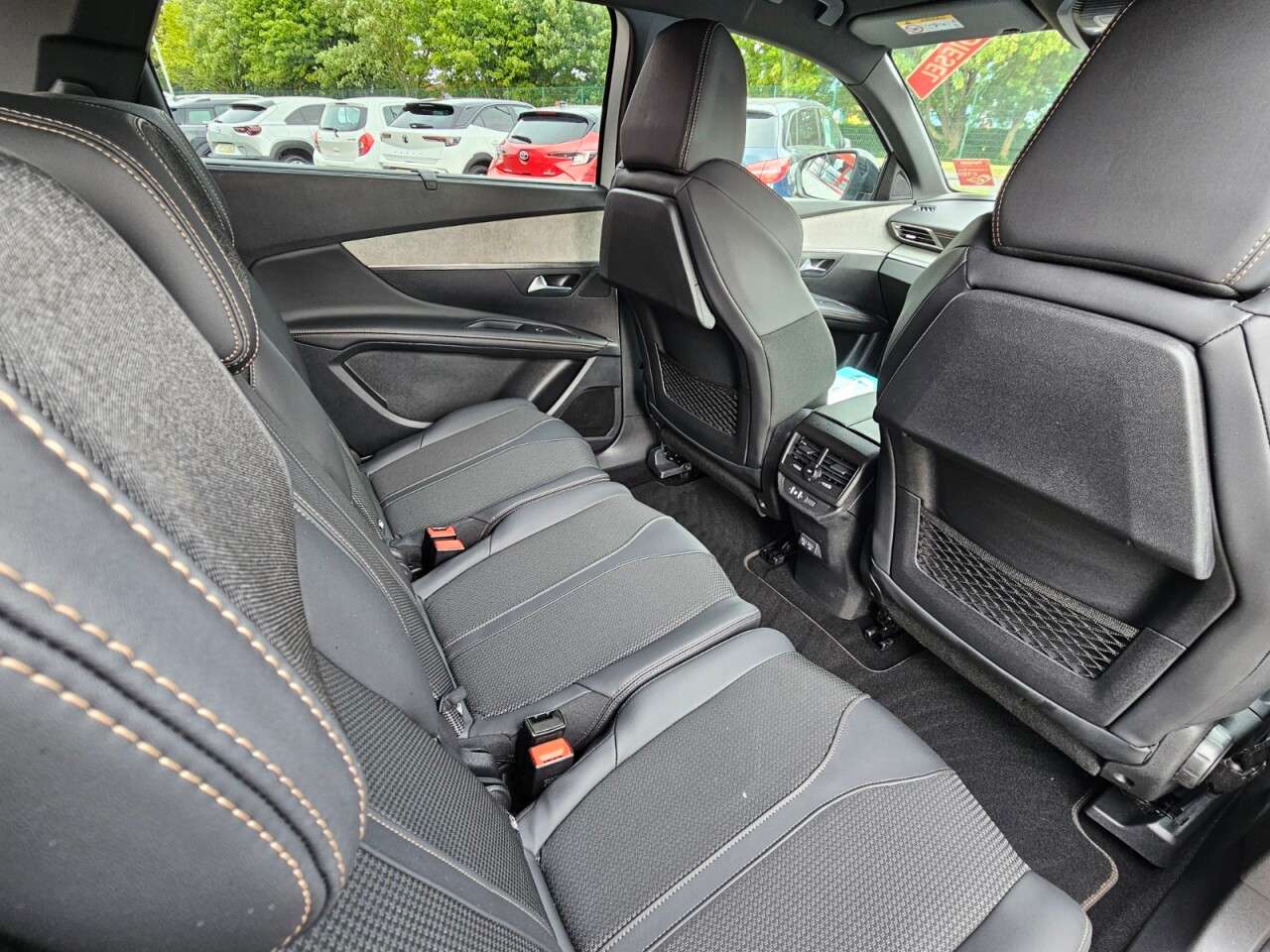 2022 PEUGEOT 5008 2022 PEUGEOT 5008