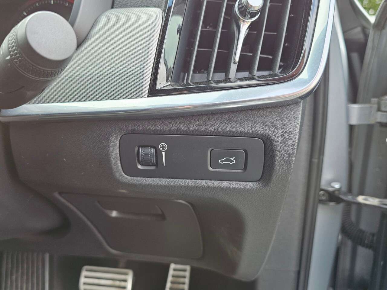 2017 VOLVO S90 2017 VOLVO S90