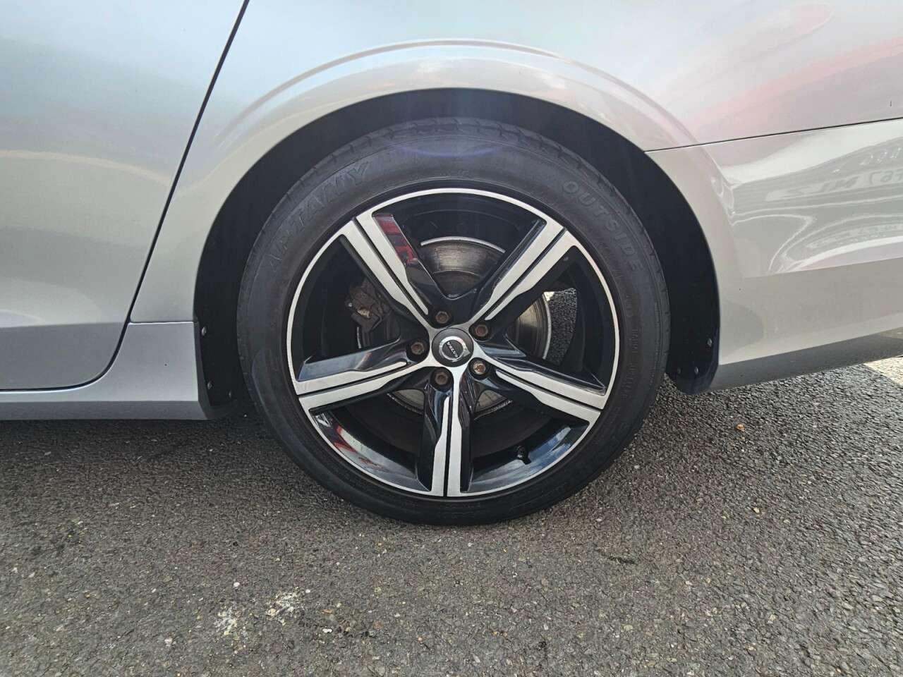 2017 VOLVO S90 2017 VOLVO S90