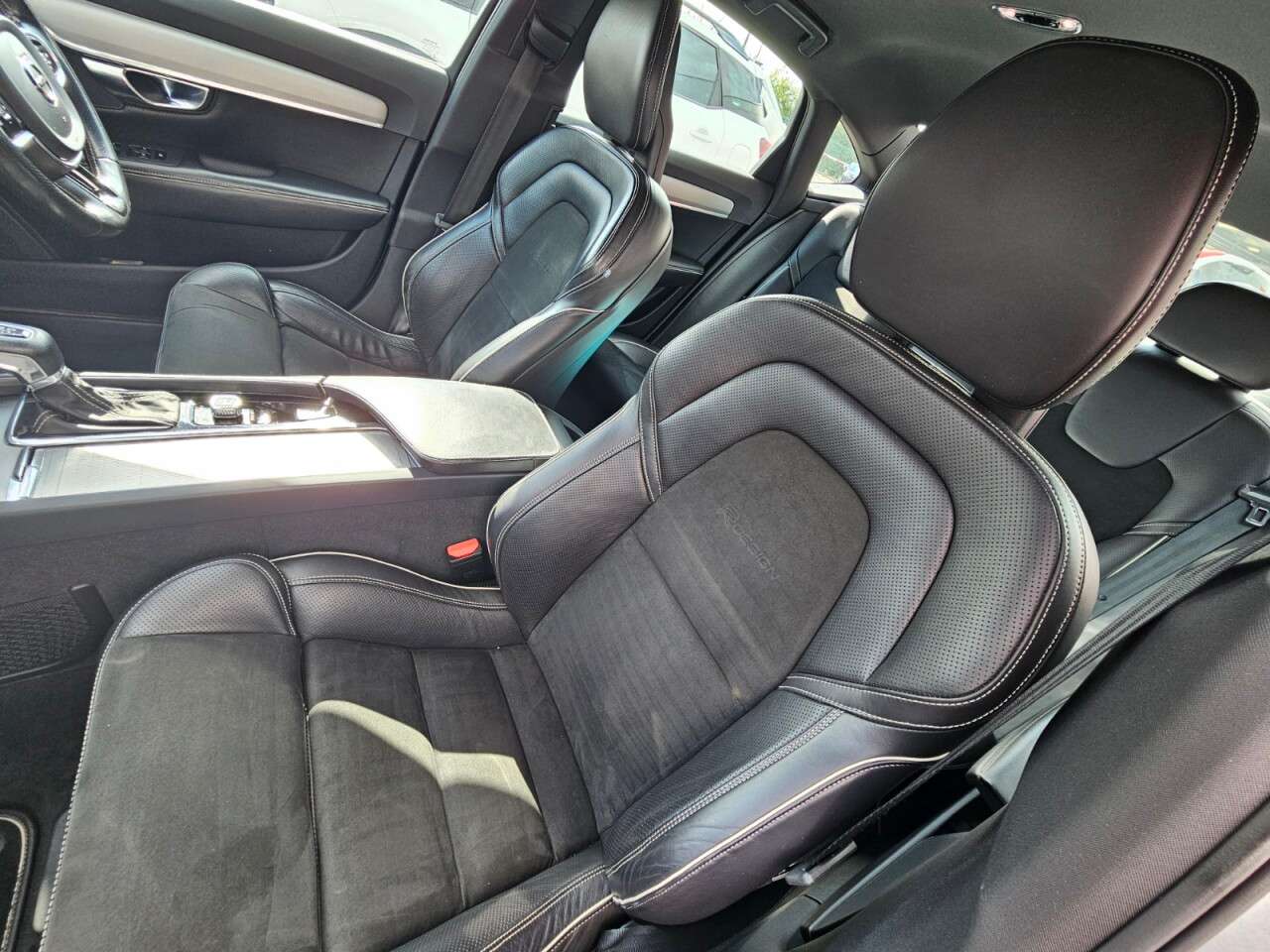 2017 VOLVO S90 2017 VOLVO S90