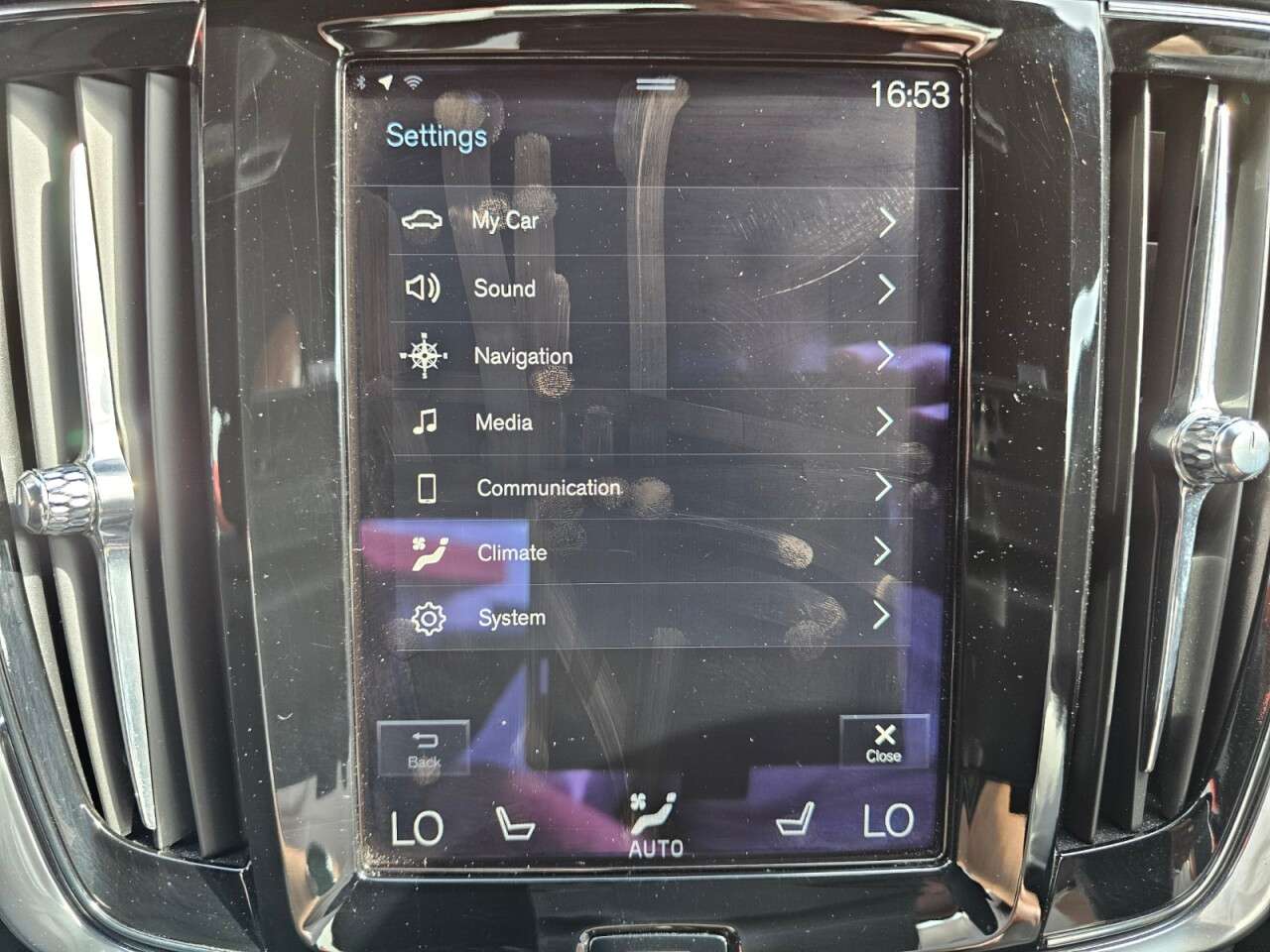 2017 VOLVO S90 2017 VOLVO S90