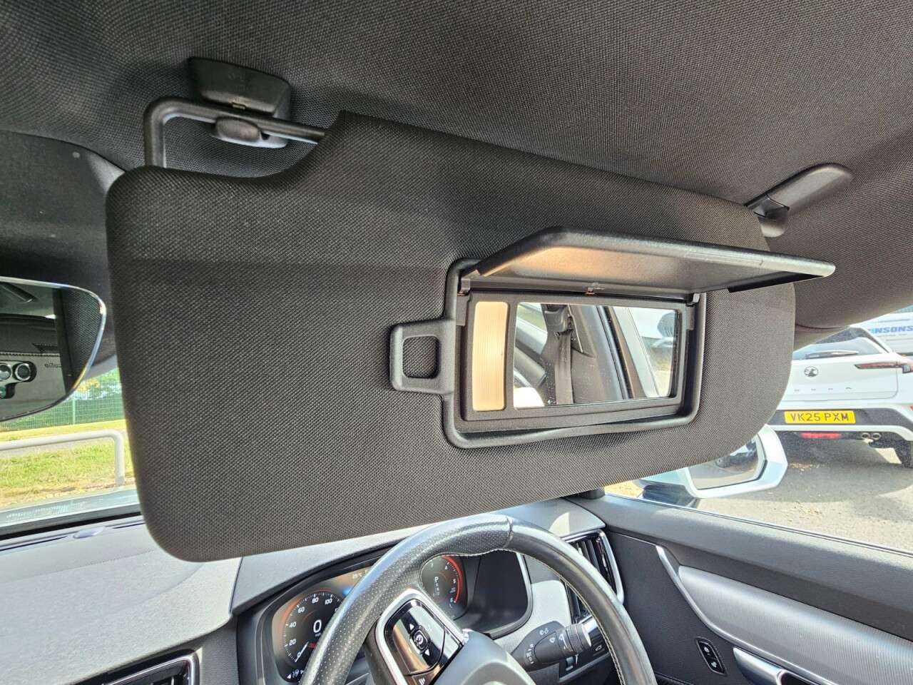 2017 VOLVO S90 2017 VOLVO S90